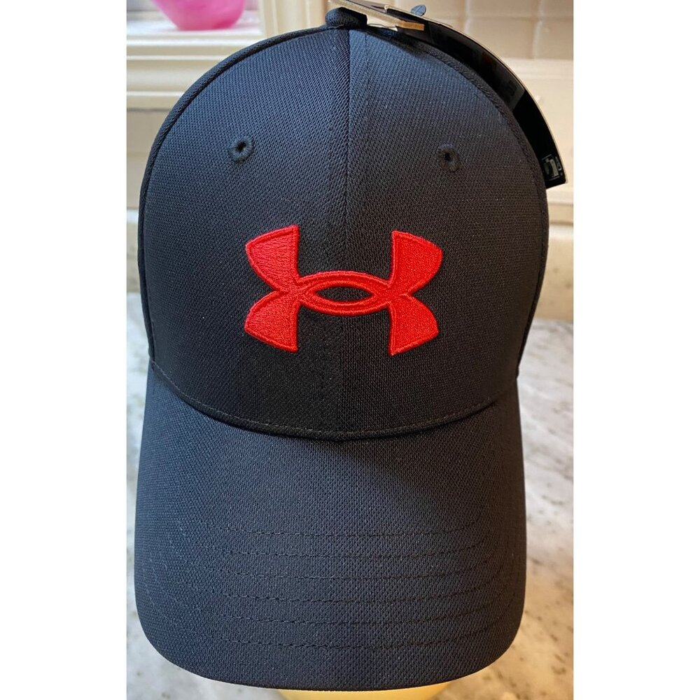 NEW Under Armour CHINA Black Fitted Embroidered Red Hat Cap Adult S/M Small Med